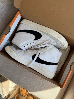 Nike Blazer Mid ‘77